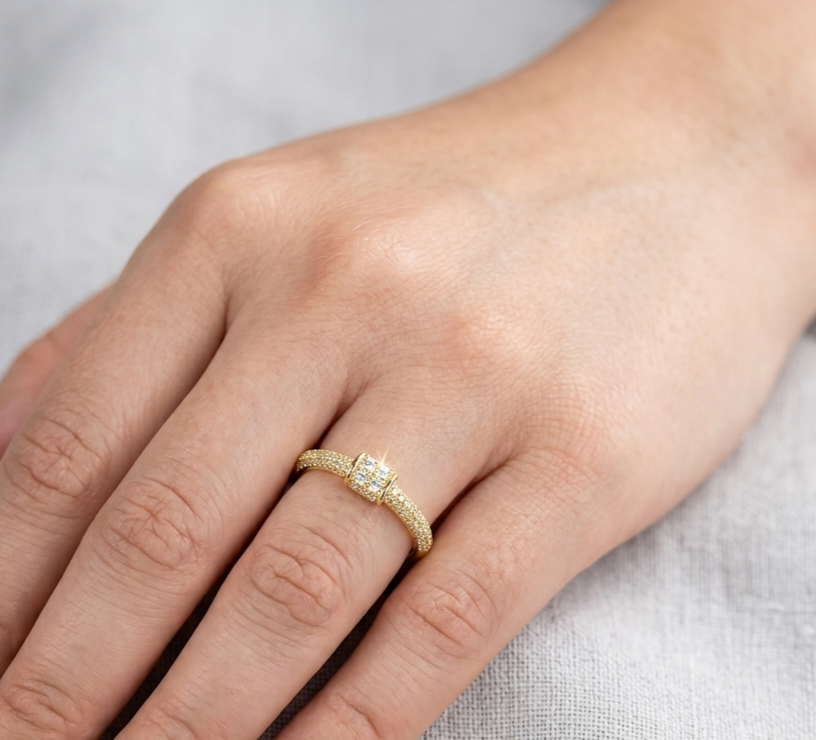 Gold Strass Ball Ring