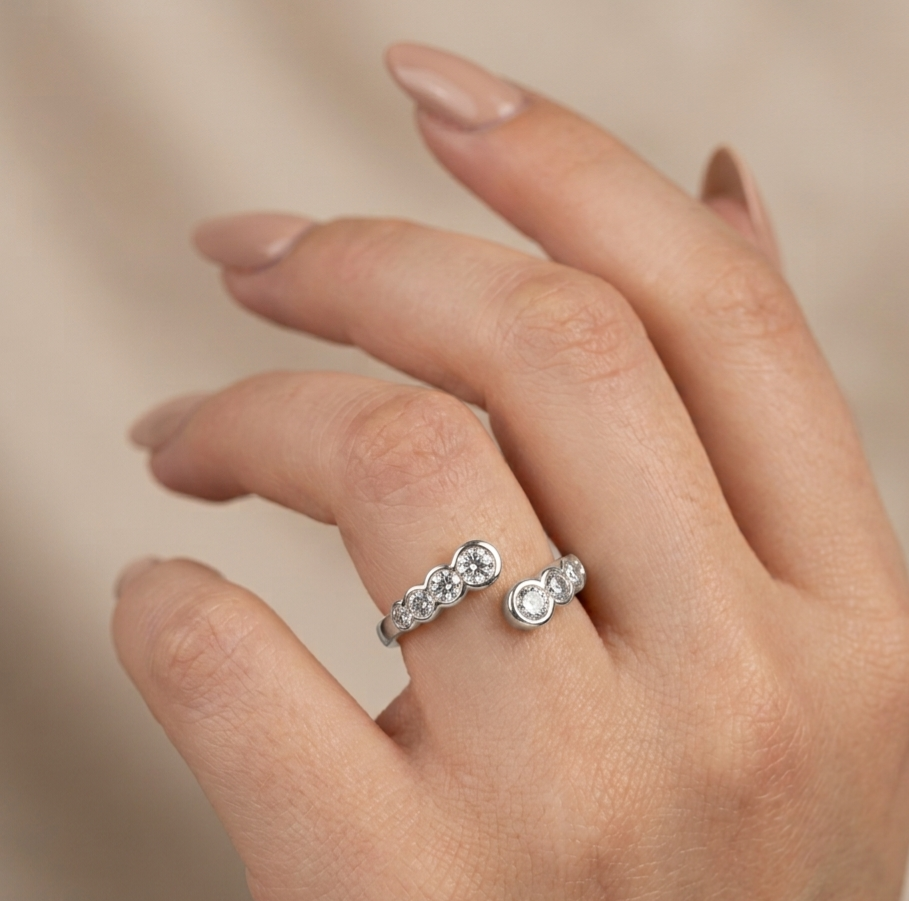 Silver Strasses Ring