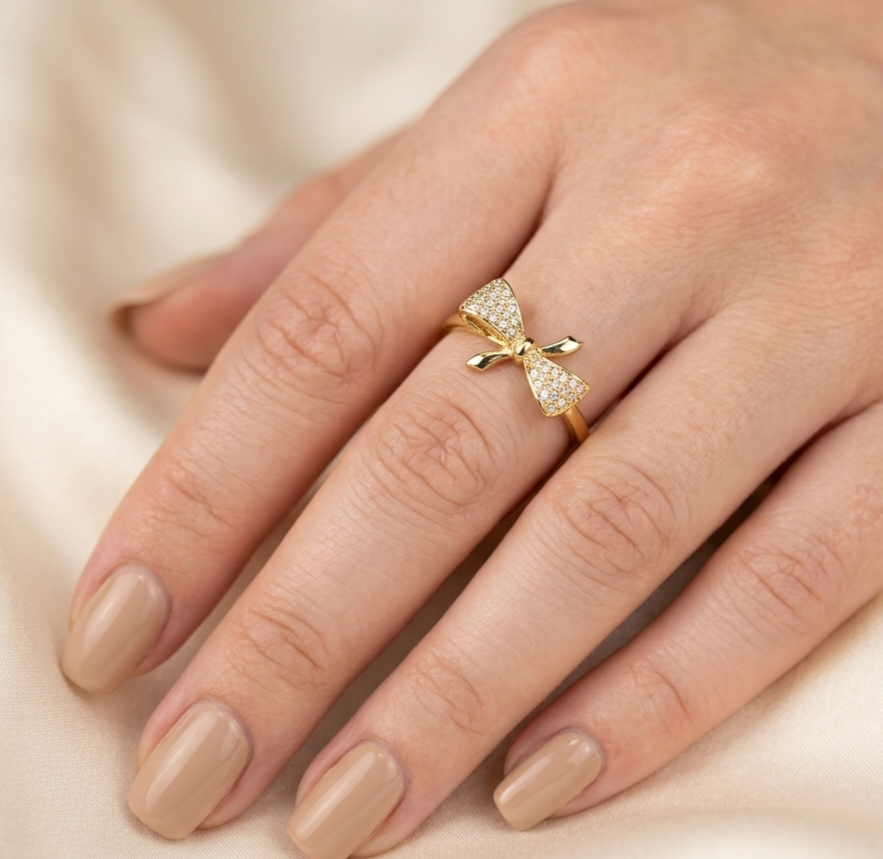 Gold Full Ribbon Ring