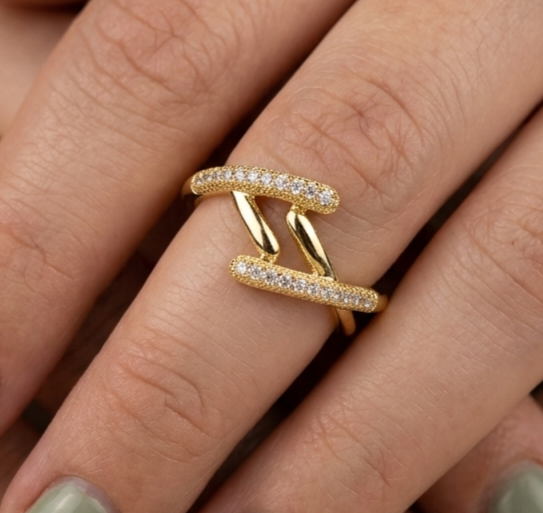 Gold Lines Strass Ring