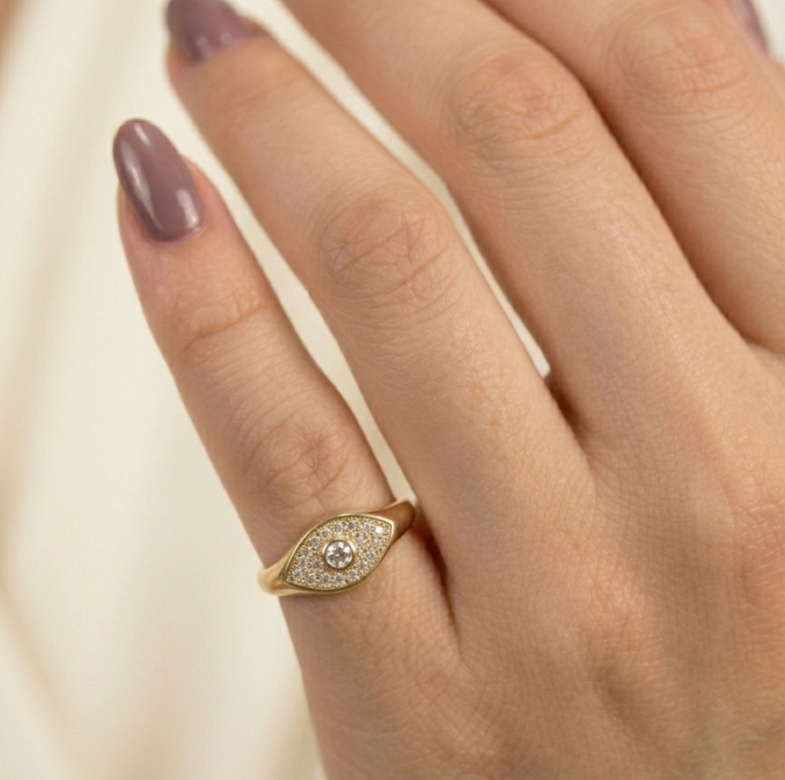 Middle Strass Pinky Ring